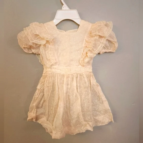Vintage 1940s Ivory Sheer Organza Fancy Frilly Dress